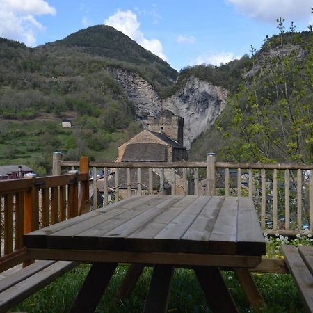 Hotel Rural El Porton De Murillo Broto Eksteriør bilde