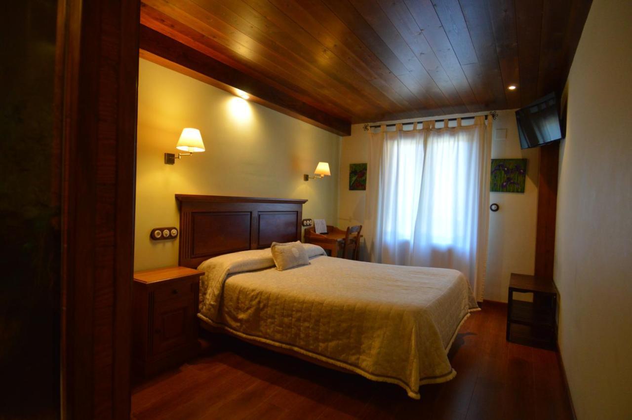 Hotel Rural El Porton De Murillo Broto Eksteriør bilde