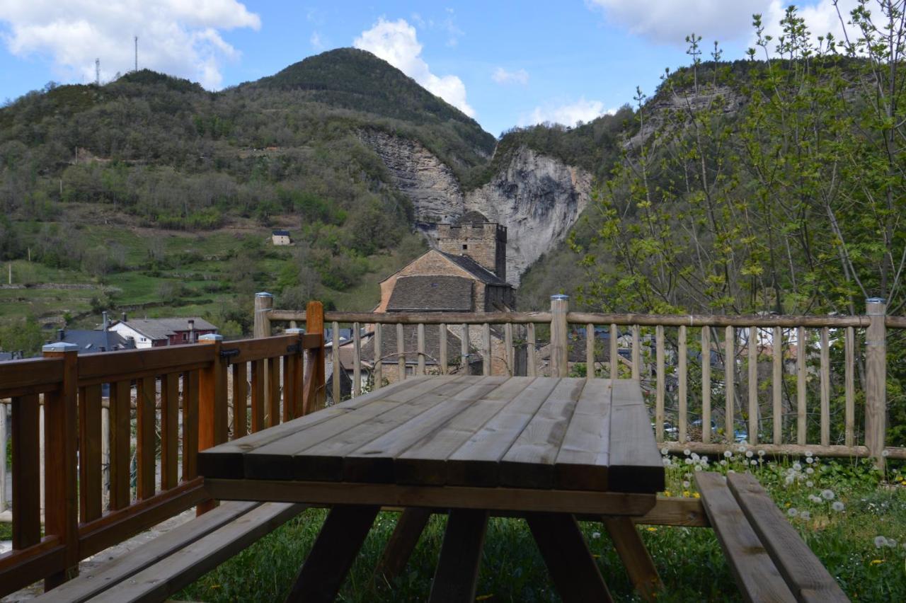 Hotel Rural El Porton De Murillo Broto Eksteriør bilde