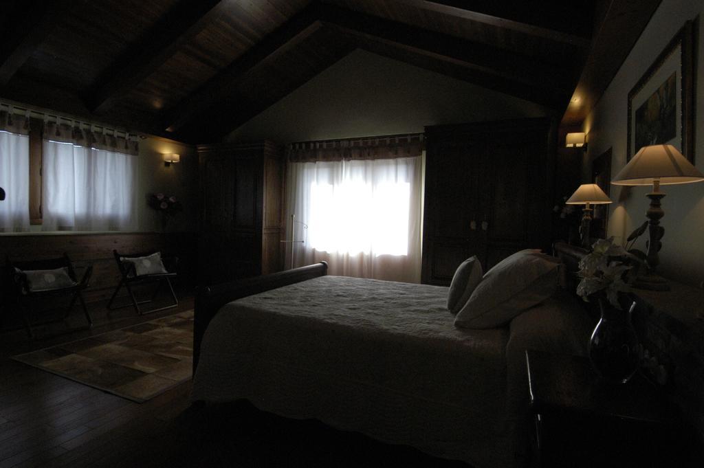 Hotel Rural El Porton De Murillo Broto Rom bilde