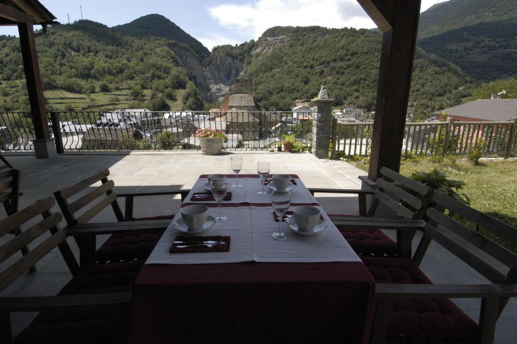 Hotel Rural El Porton De Murillo Broto Eksteriør bilde