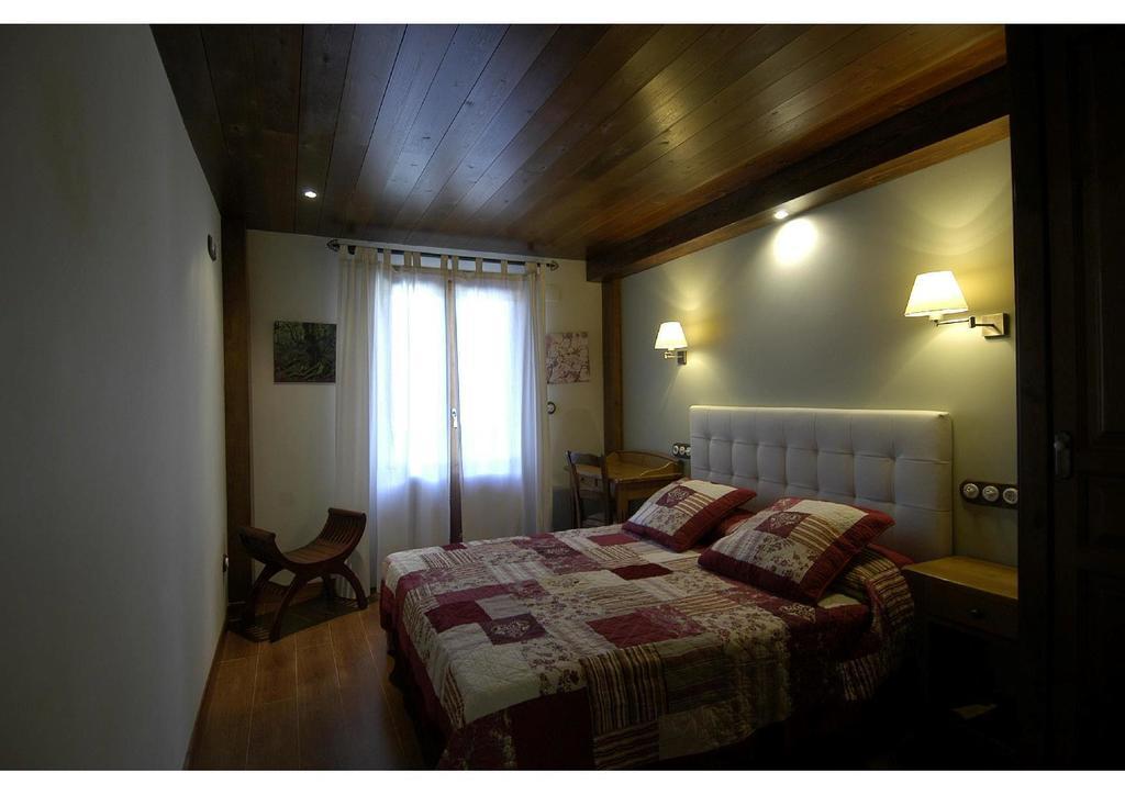 Hotel Rural El Porton De Murillo Broto Rom bilde